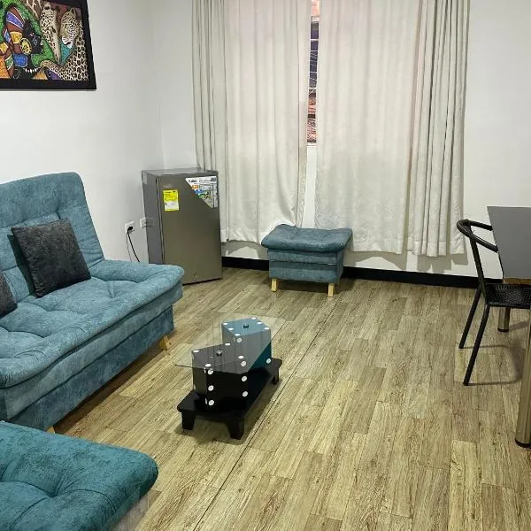 Apartamentos FM 202，位于Líbano的酒店