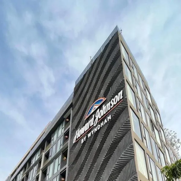 Howard Johnson by Wyndham Pattaya JC，位于纳仲天的酒店