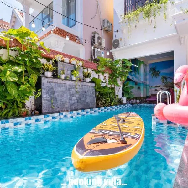 Hồ Bơi BiDa Karaoke Biệt Thự nhiều tiện ích Bãi Sau，位于头顿的酒店