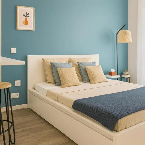 014 Studio Provençal - Proche d'Aix en Provence，位于埃吉莱的酒店