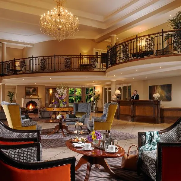伍德斯托克恩尼斯酒店，位于Noughaval的酒店