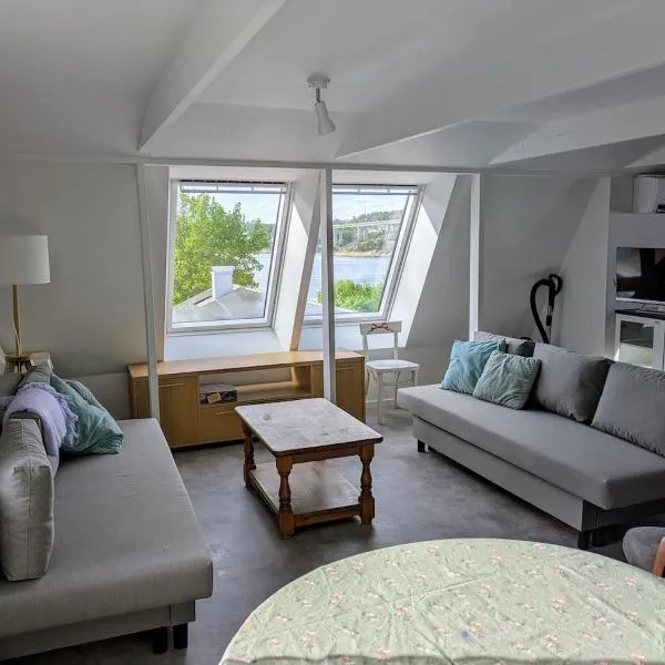 Cozy apartment near salty baths!，位于乌德瓦拉的酒店