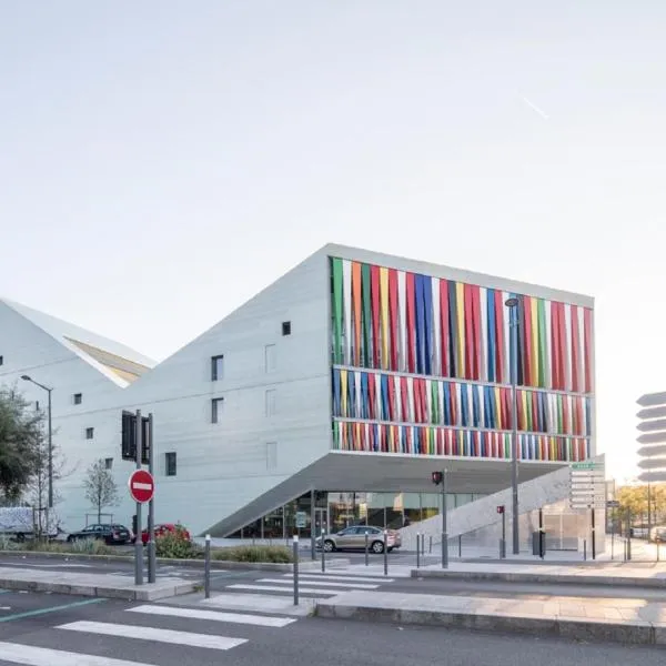 Auberge de Jeunesse HI Lille，位于里尔的酒店