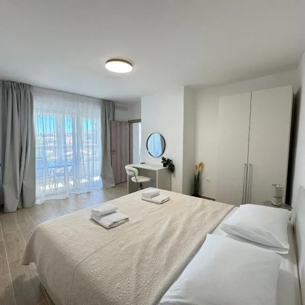 Flowers Apartments Pula, city center，位于普拉的酒店