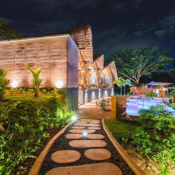 Kawa Bamboo Retreat，位于佩雷拉的酒店