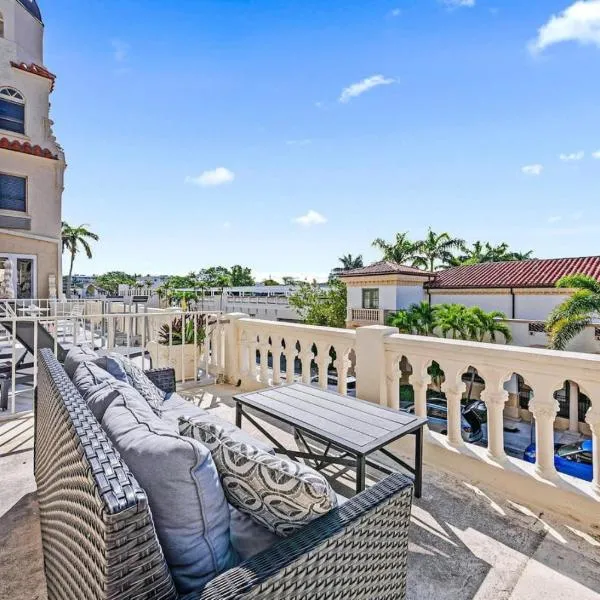 1BR Retreat with Private Terrace，位于棕榈滩的酒店