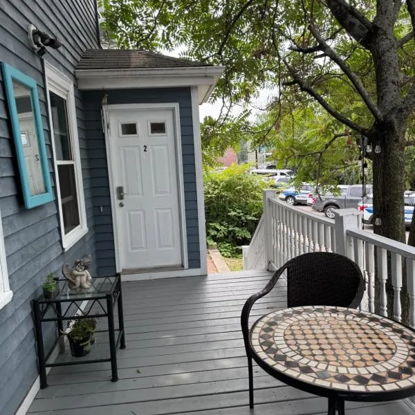 Beautiful Townhouse 2 BR's, 2 Bath's，位于波士顿的酒店