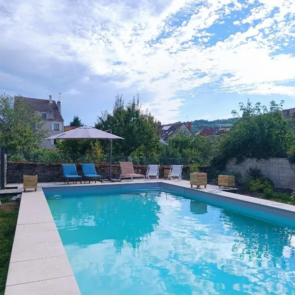 Clos de la Providence Chambres d'hôtes, piscine et Spa，位于Nolay的酒店