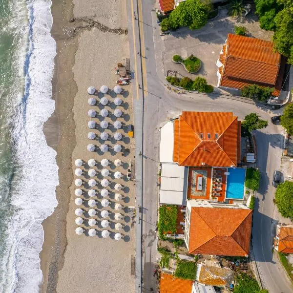 Kelly Beach Hotel，位于阿吉奥斯伊欧尼斯的酒店