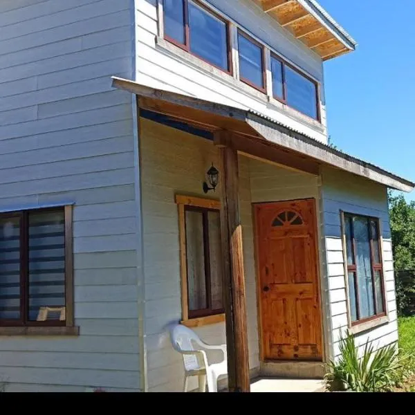 Cabañas caiquen，位于La Junta的酒店