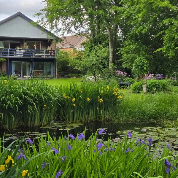 Oasen - hyggelig lejlighed，位于Videbæk的酒店