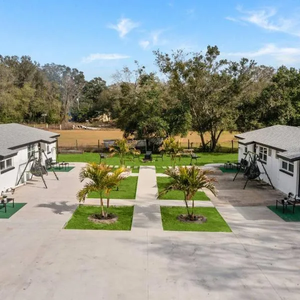 The Peaceful Village unit#4，位于普兰特城的酒店