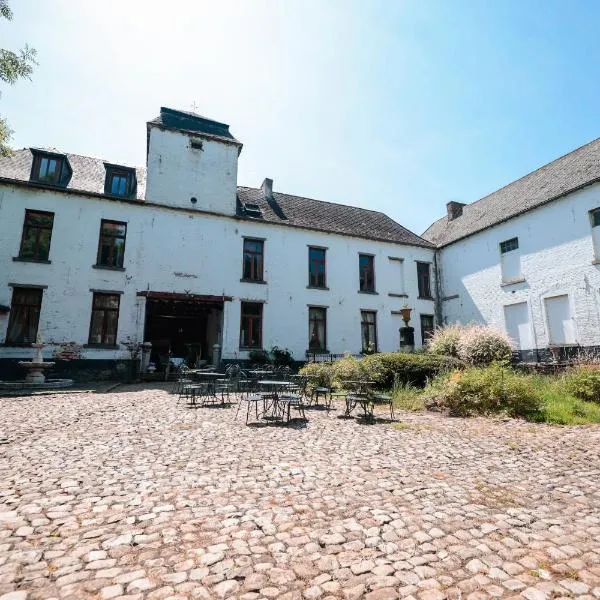 Le domaine du château blanc à 10 minutes de Pairi Daiza，位于Jurbise的酒店