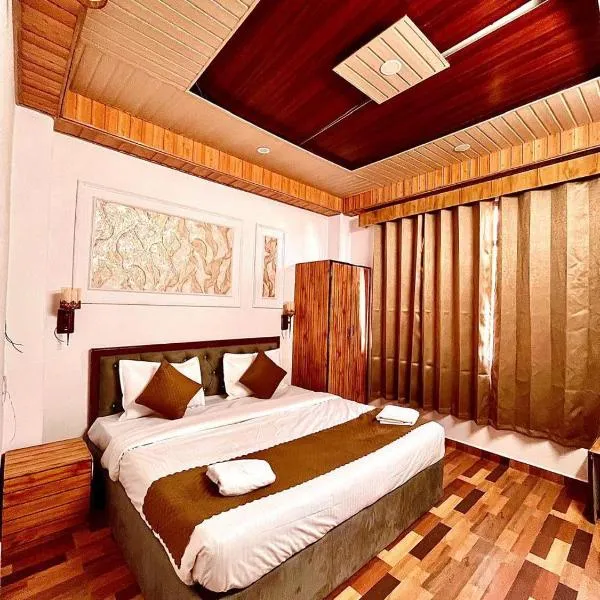 Hotel Harikund Manali，位于马拉里的酒店