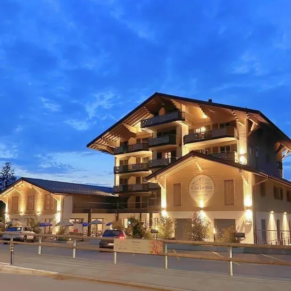 Boutique hôtel Corbetta - SPA 60m2 - La montagne à 5 minutes de l'autoroute A12 aux Paccots sur Montreux - NOUVEAU Loft familial - Profitez du Lac Léman et des montagnes en même temps，位于Les Paccots的酒店