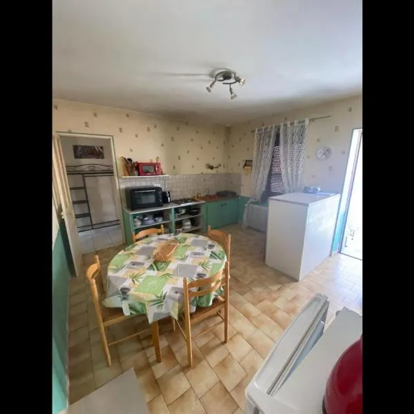 La P'TITE FERME D'ANTAN，位于Beaulieu-sur-Loire的酒店