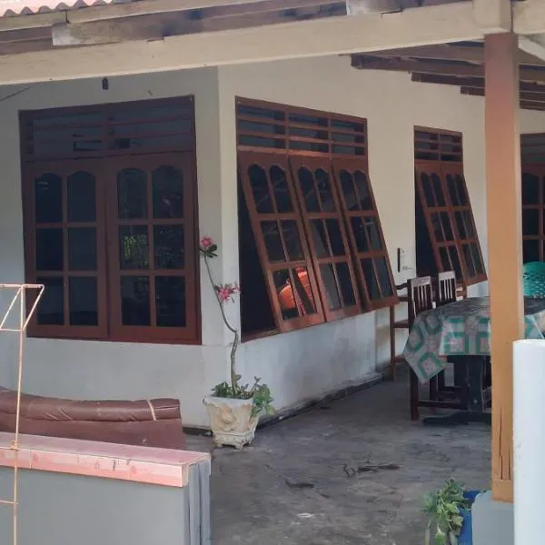 Bunaken Jhon Homestay，位于美娜多的酒店