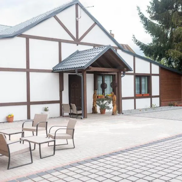 Agroturystyka Przy Wodospadzie，位于Lubrza的酒店