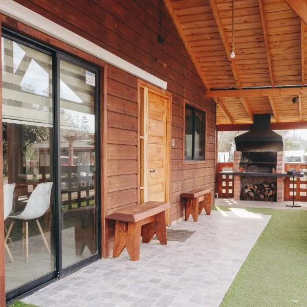 ENTRE BAMBUES，位于洛斯安赫莱斯的酒店