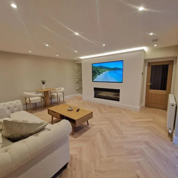 Modern Retreat near Aberaeron - Luxe 1 bed Escape，位于Ciliau-Aeron的酒店