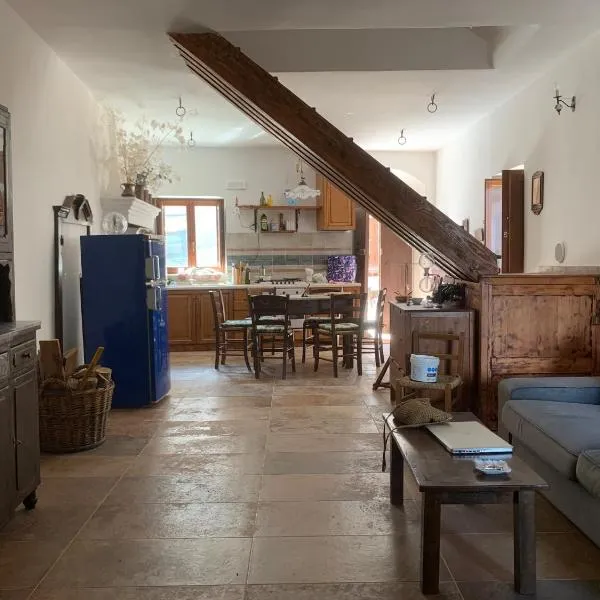 Casa Gagliano Aterno，位于Gagliano Aterno的酒店