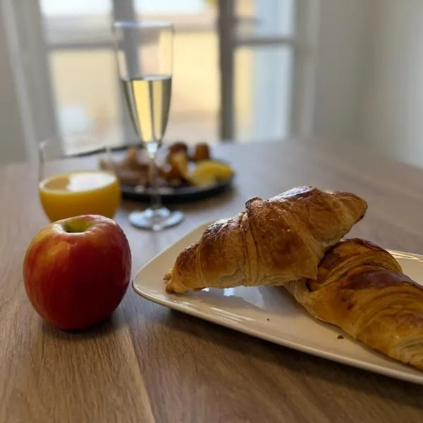 l hibou，位于阿夫朗什的酒店