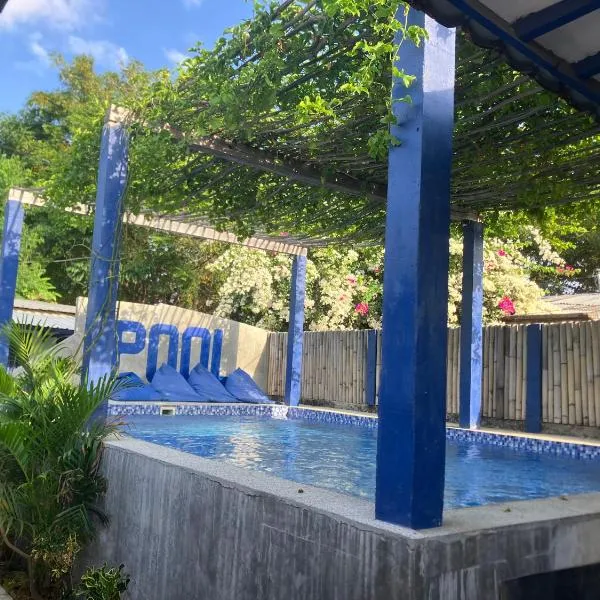 Hostel Gili Trawangan，位于吉利特拉旺安的酒店
