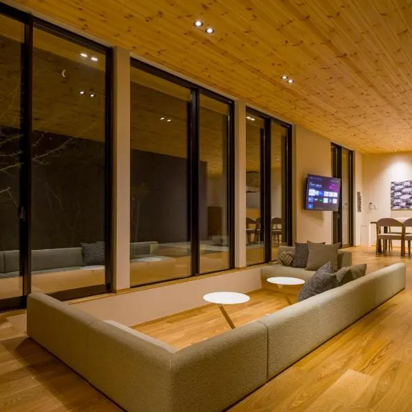 Rakuten STAY VILLA Aso Kurokawa -103 1LDK Capacity of 6 persons，位于南小国町的酒店