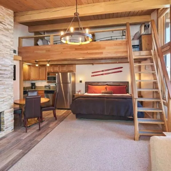Latitude Loft Aspenwood #K20 Studio1B，位于斯诺马斯村的酒店