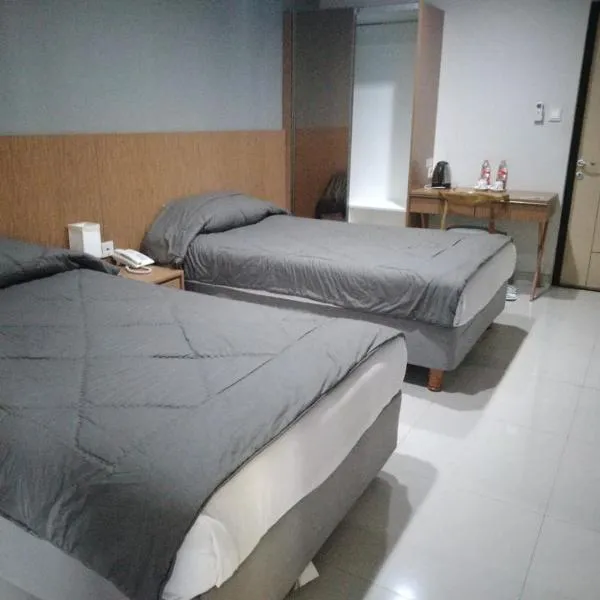 City Edge Guest House，位于Cilimus 2的酒店