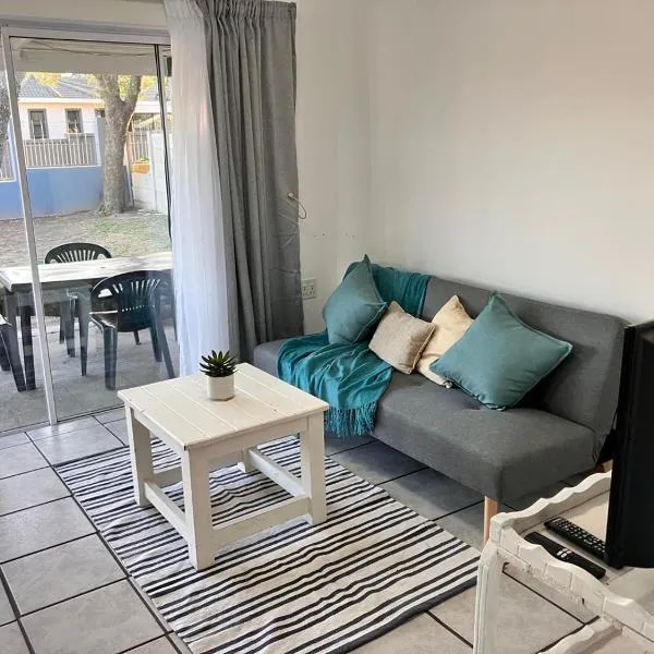 Stay Inn，位于勾讷比的酒店