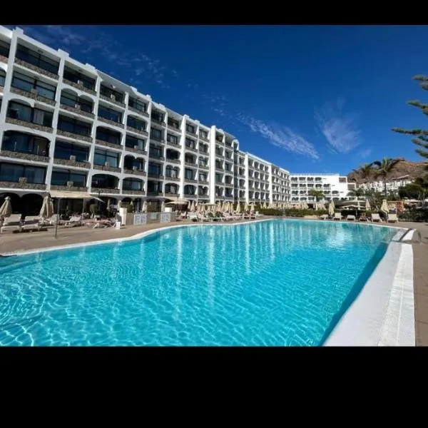 BH Cura marina 2，位于莫甘的酒店