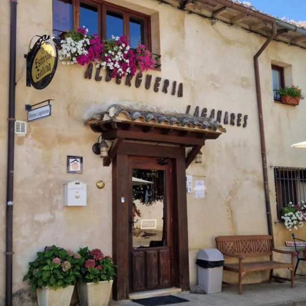 Albergue Laganares - pilgrims hostel -，位于San Nicolás del Real Camino的酒店