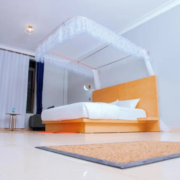 Entebbe Serenity breeze apartments，位于恩德培的酒店