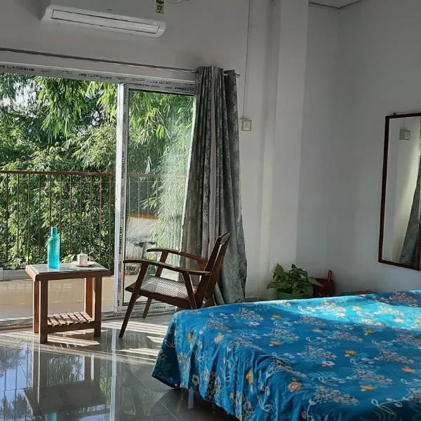 Peace Abode，位于迪布鲁加尔的酒店