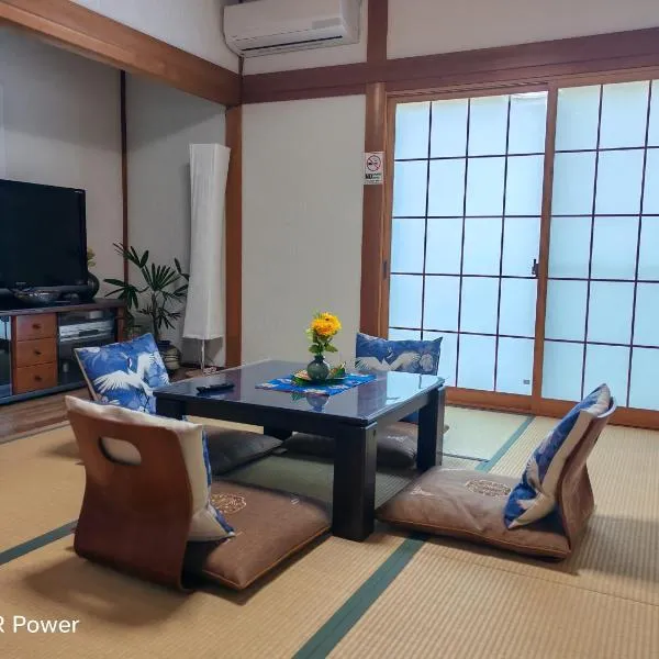 Via Tsuru鶴苑1 minute from the station!，位于泉佐野的酒店