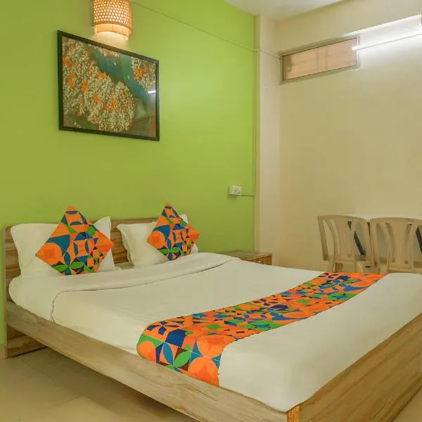 FabHotel Saraswati Niwas，位于Yerandwane的酒店
