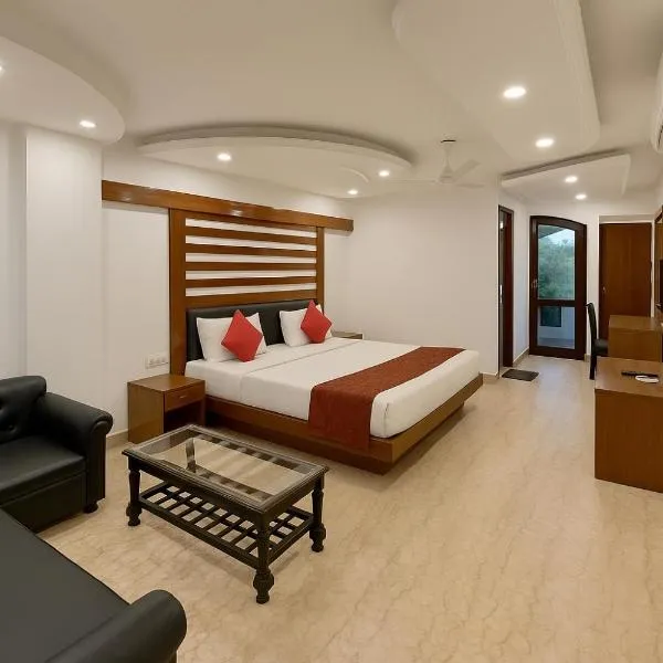 Hotel TJS Royale, Karol Bagh, 2 Mins from Metro，位于新德里的酒店