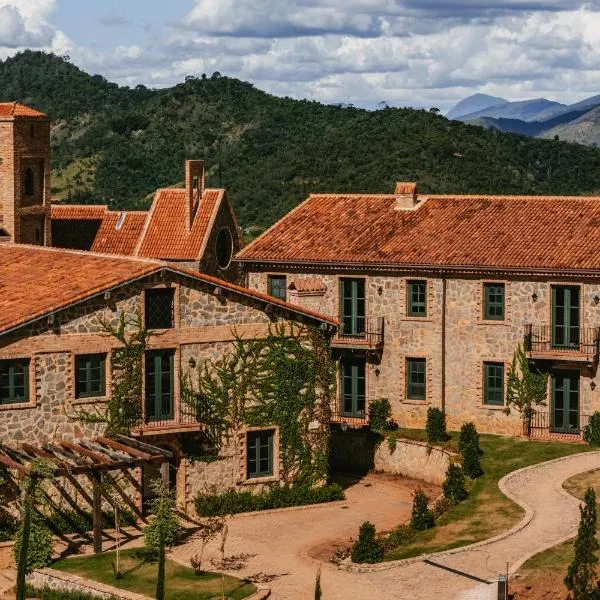 Hotel Borgo Del Vino，位于Areal的酒店