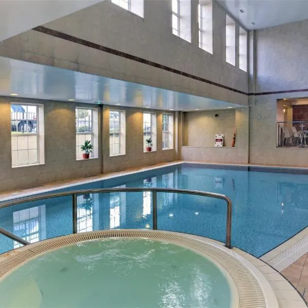 Crowne Plaza East Midlands Airport by IHG，位于德比的酒店