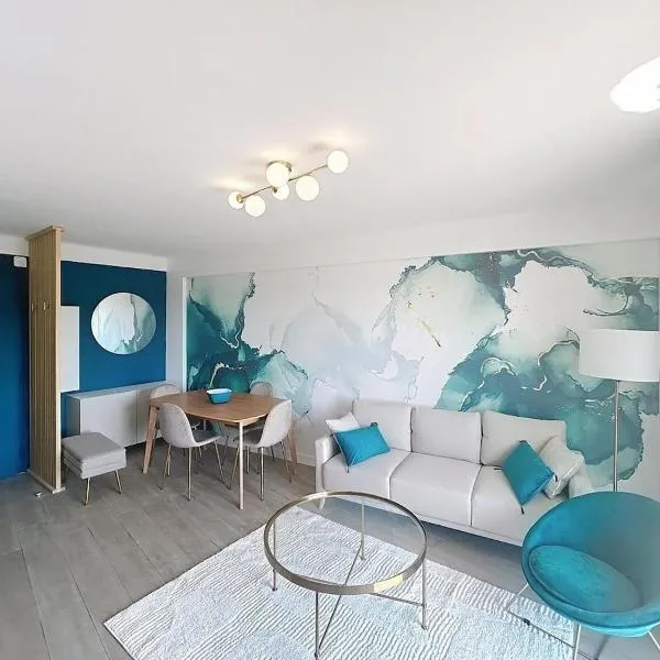 Beautiful 4 rooms sea airport，位于尼斯的酒店