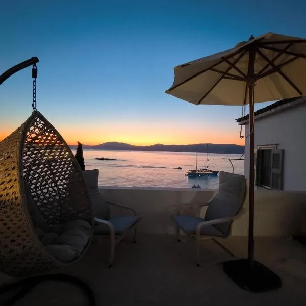 "Villa Kanella"Sea View Hydra Kamini malouholidays，位于伊兹拉的酒店