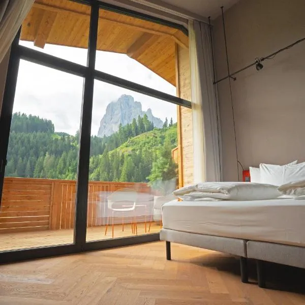 La Tambra - Hotel Lodge，位于圣克里斯蒂娜的酒店