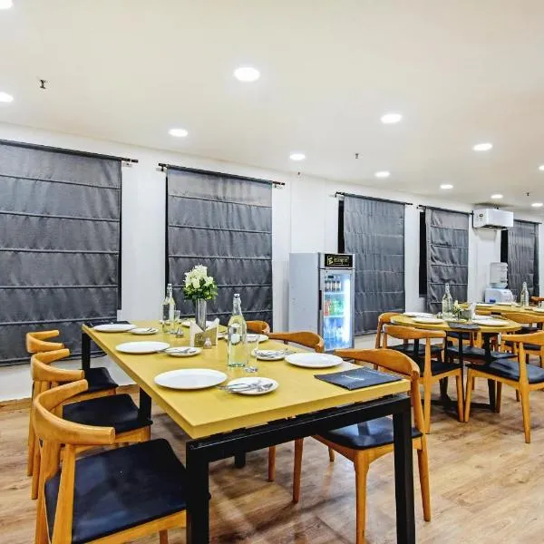 Super Townhouse The Royal Retreat，位于Garui的酒店