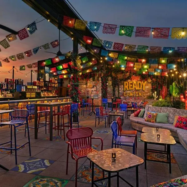 Moxy NYC East Village，位于纽约的酒店