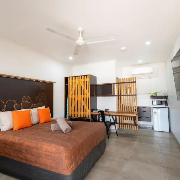 Safari Lodge Motel,位于滕南特克里克的酒店
