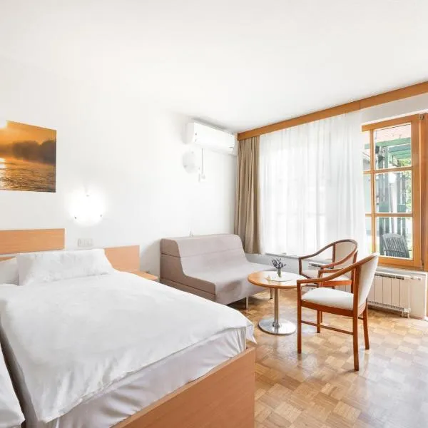 Terme Banovci - Hotelsko naselje Zeleni gaj，位于巴诺夫茨的酒店