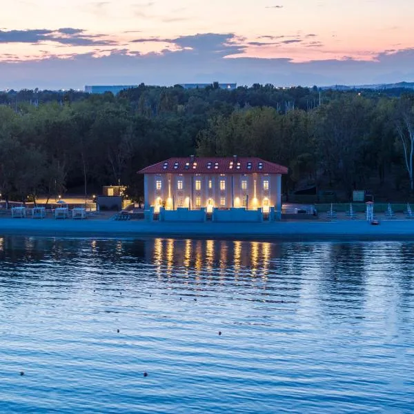 Boutique Guesthouse - Marina Monfalcone，位于蒙法尔科内的酒店