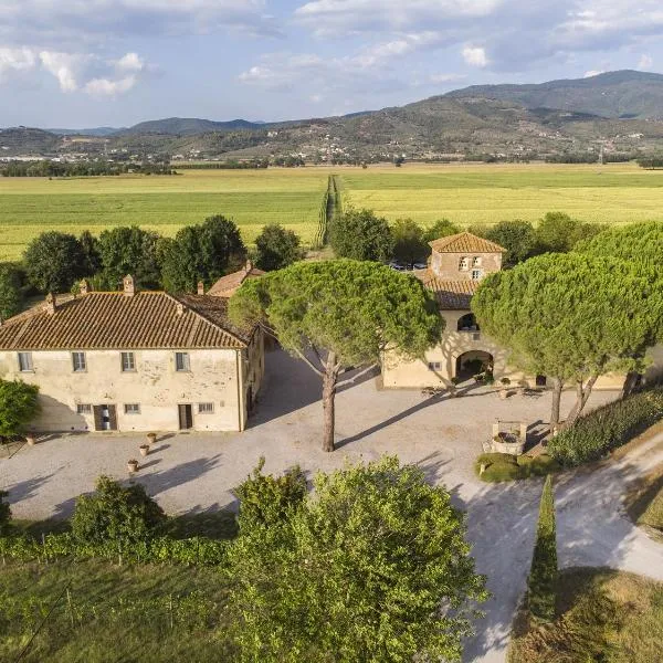 骑士村科尔托纳度假酒店，位于科尔托纳的酒店