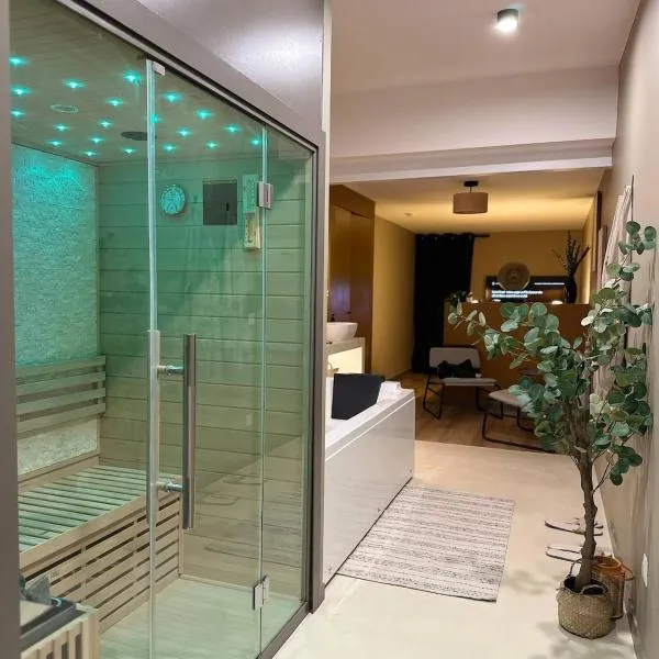 L'Écrin Bohème - Jacuzzi & Sauna - Amiens，位于亚眠的酒店